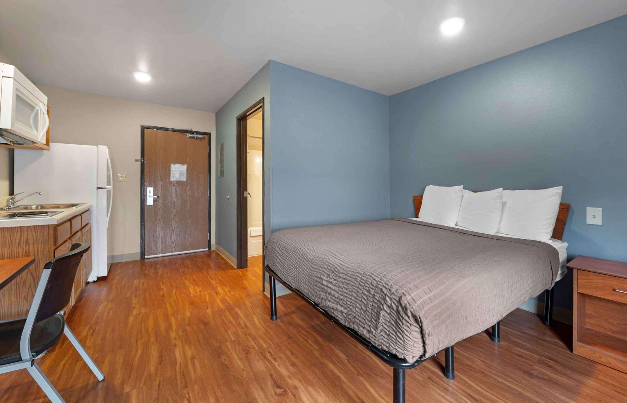 Extended Stay America Select Suites - Cincinnati - Florence - Airport Exterior photo