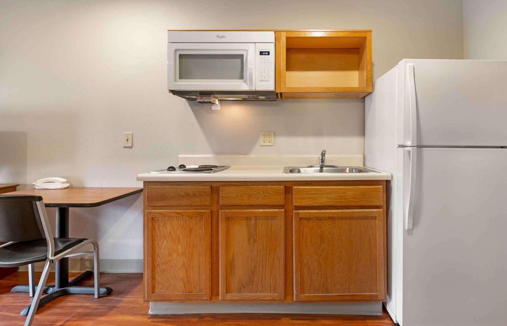Extended Stay America Select Suites - Cincinnati - Florence - Airport Exterior photo